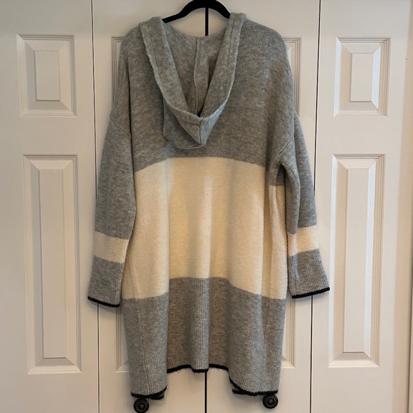 Topshop Gray Ivory Colorblock Open Front Hooded Knit Cardigan Sweater Size 4 - Picture 2 of 3